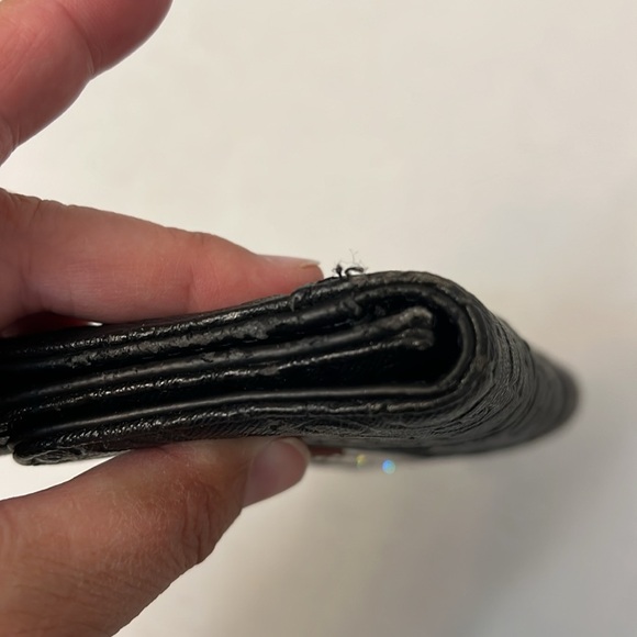 GUESS BLACK WALLET - Picture 15 of 16